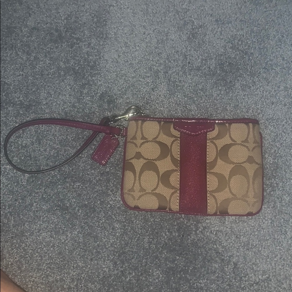 coach wristlet